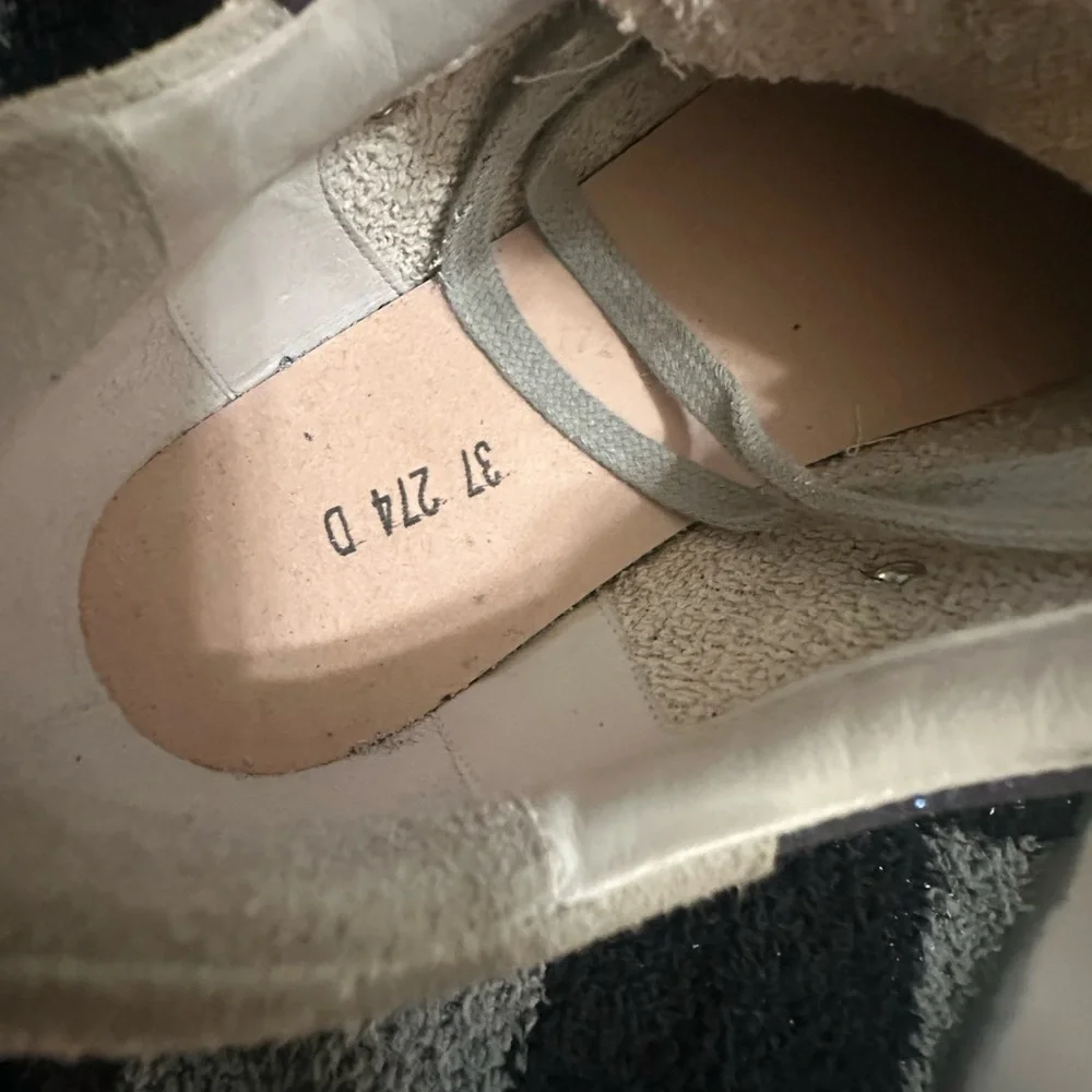 Golden Goose Matte Glitter Superstars size 37 - Picture 12 of 13